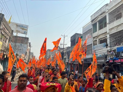 रामनवमीको अवसरमा वीरगंजमा बिशाल  शोभा यात्रा, कुर्मी समुदायले पनि पहिलोपल्ट निकाले शोभा यात्रा