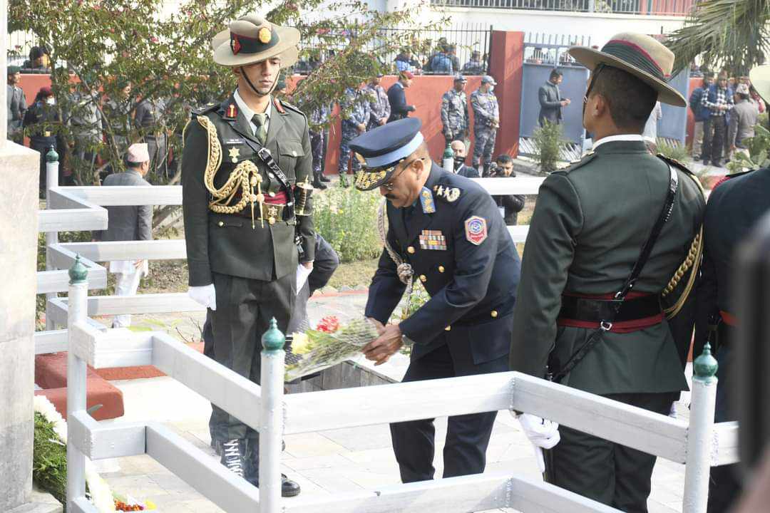 लैनचौरस्थित शहीद स्मारकमा श्रद्धाञ्जली सभा (फोटोफिचर)